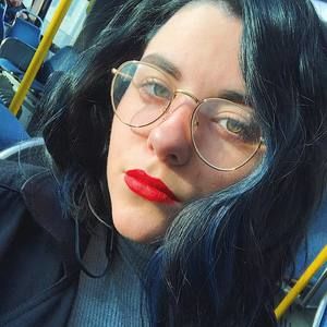 Meet your Posher, Molly